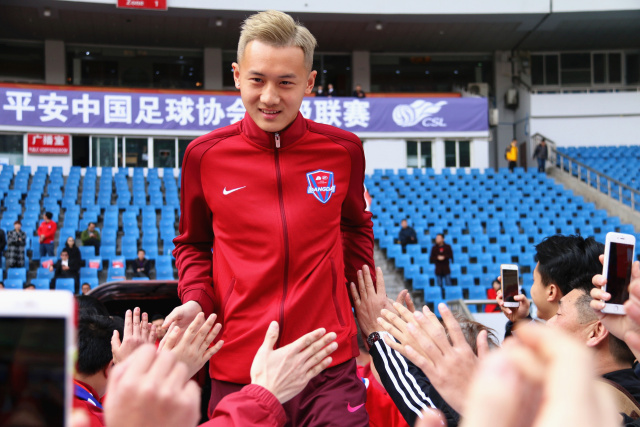 vsports体育-红红火火一支球队备战国际赛事