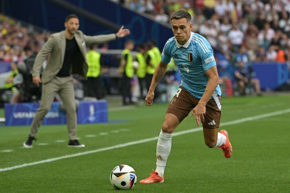 V体育官方app-欧预赛比赛现场直播:球员训练备战全力争夺出线