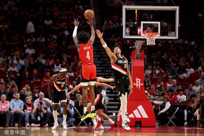 开拓者主场击败勇士,实现两连胜 开拓者主场击败勇士,实现两连胜