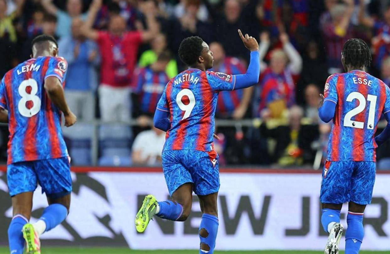 水晶宫客场大胜,球队士气高涨 水晶宫客场大胜,球队士气高涨